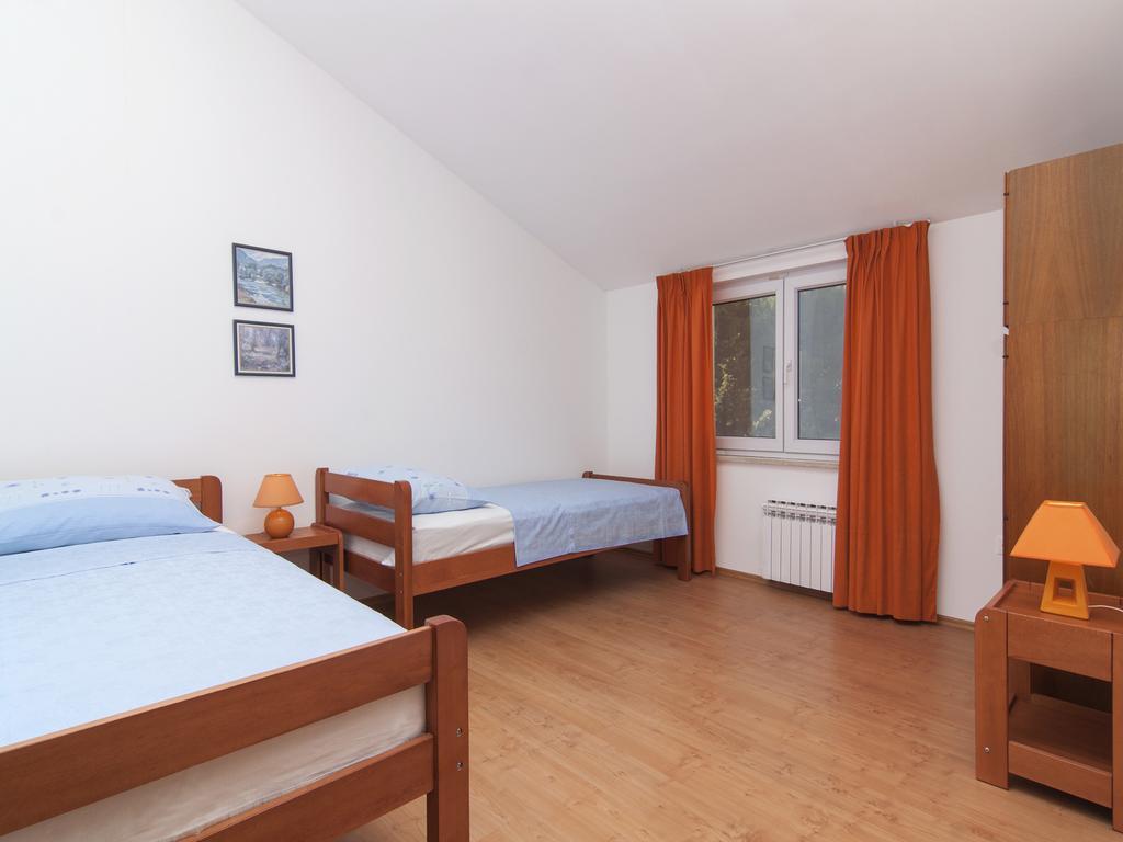 Apartments Ceja Near Sea Medulin Zewnętrze zdjęcie