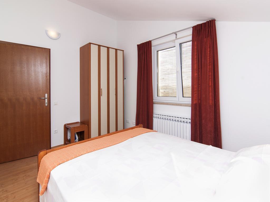 Apartments Ceja Near Sea Medulin Pokój zdjęcie